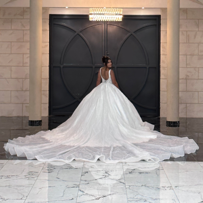 Robe de mariée sur mesure à Fleury les Aubrais, près d'Orléans (45)